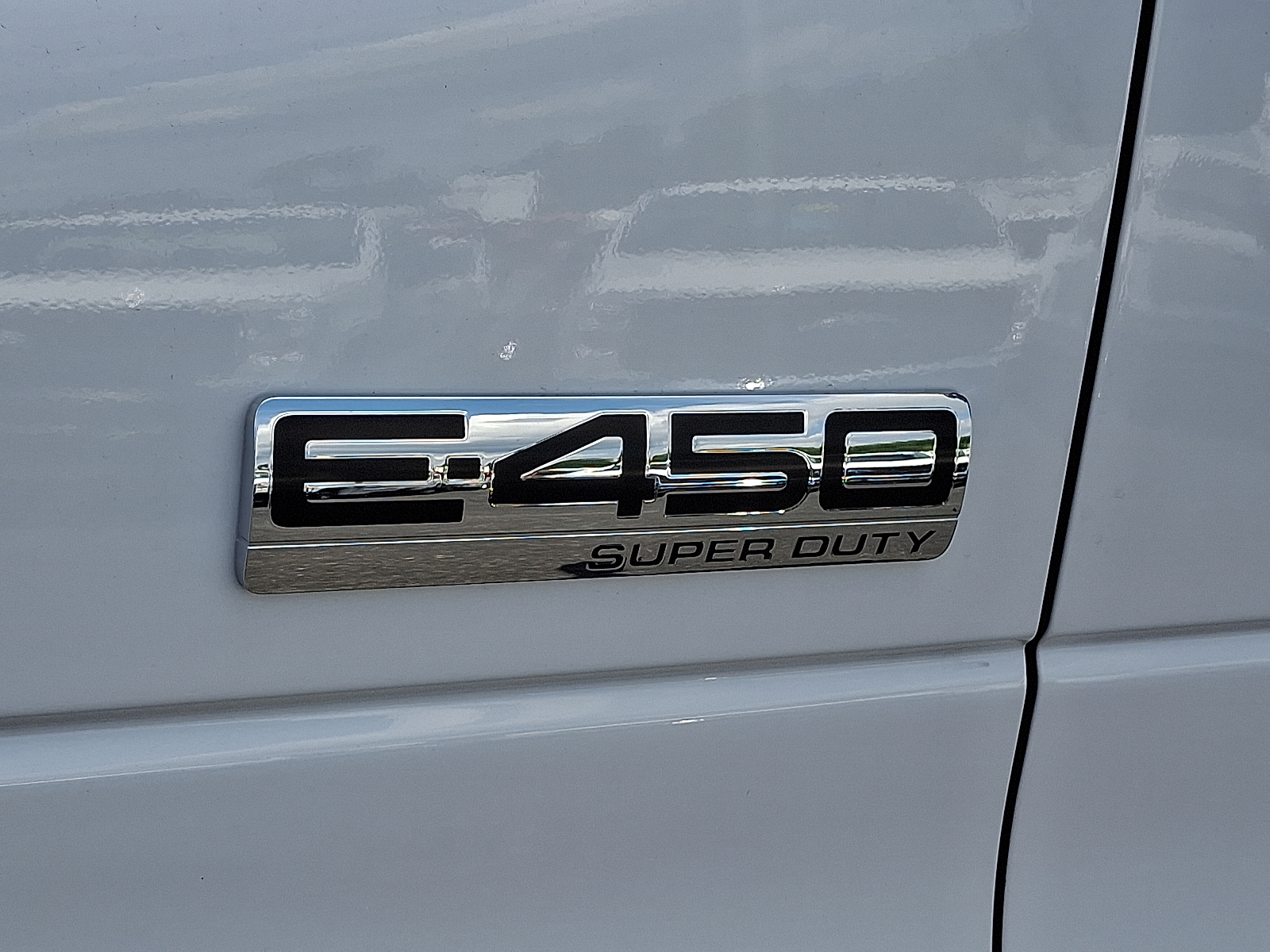 New 1996 Ford E-450 Cutaway - photo 15