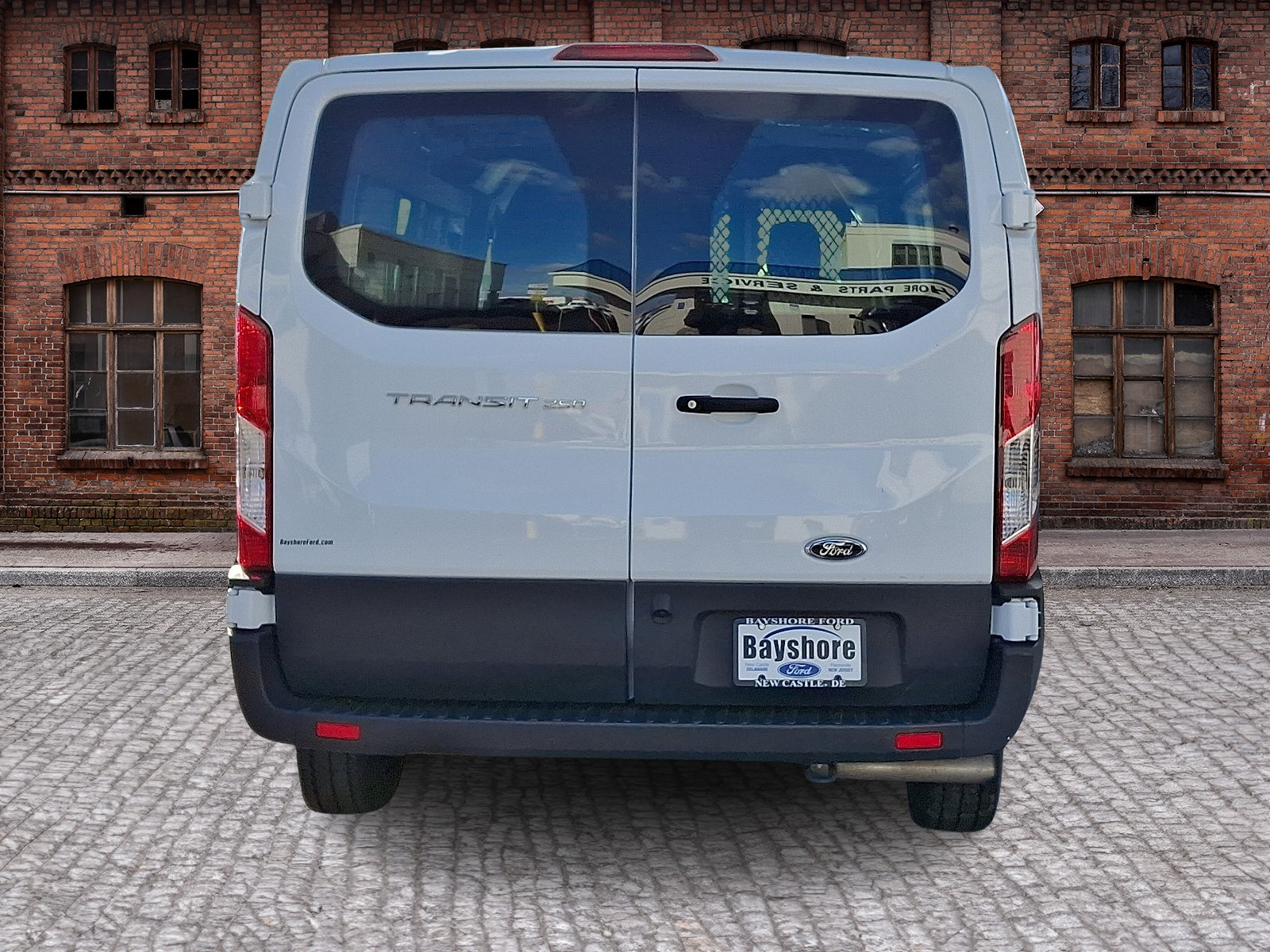 Used 2024 Ford Transit 250 - photo 1