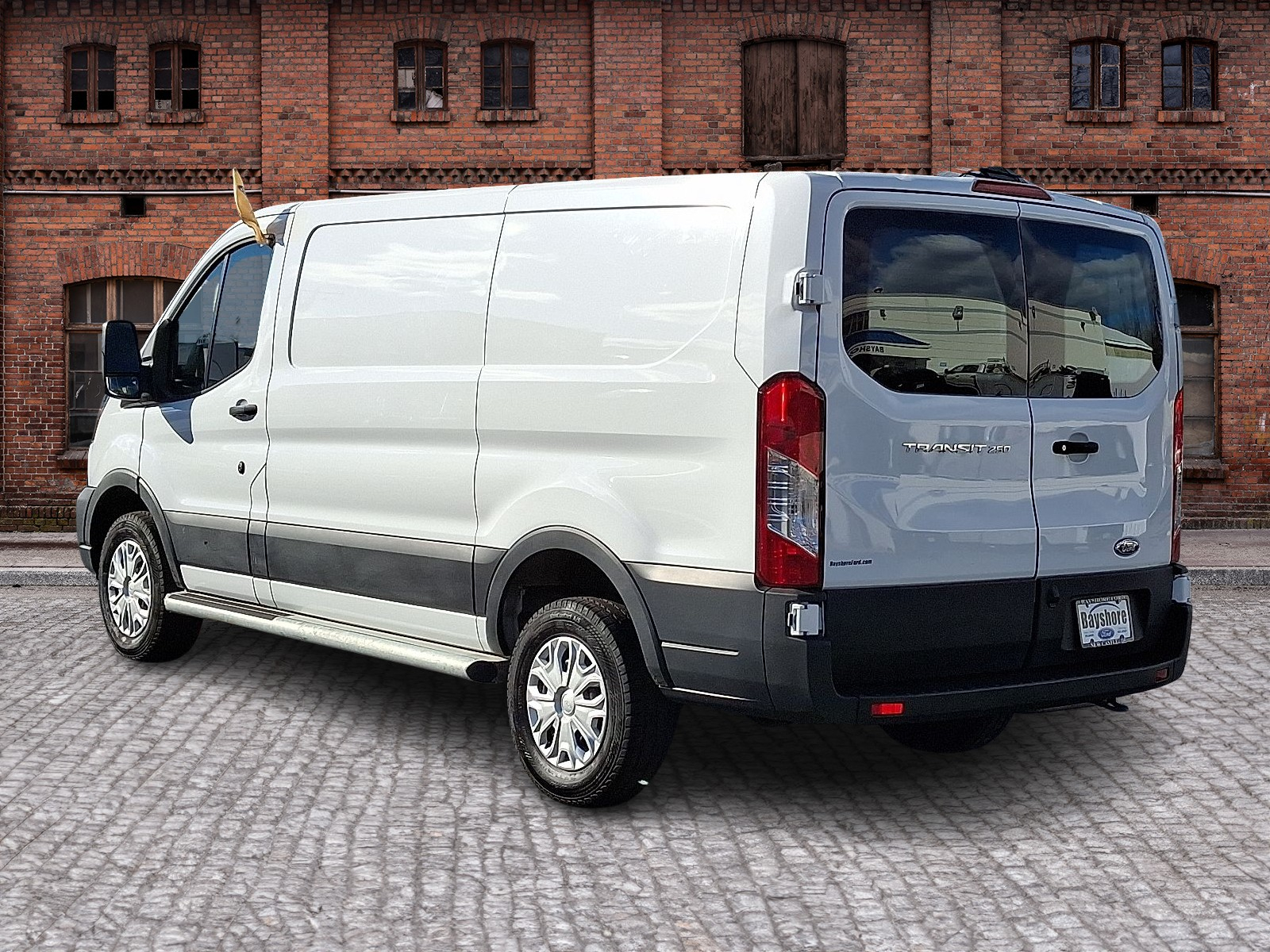Used 2024 Ford Transit 250 - photo 2