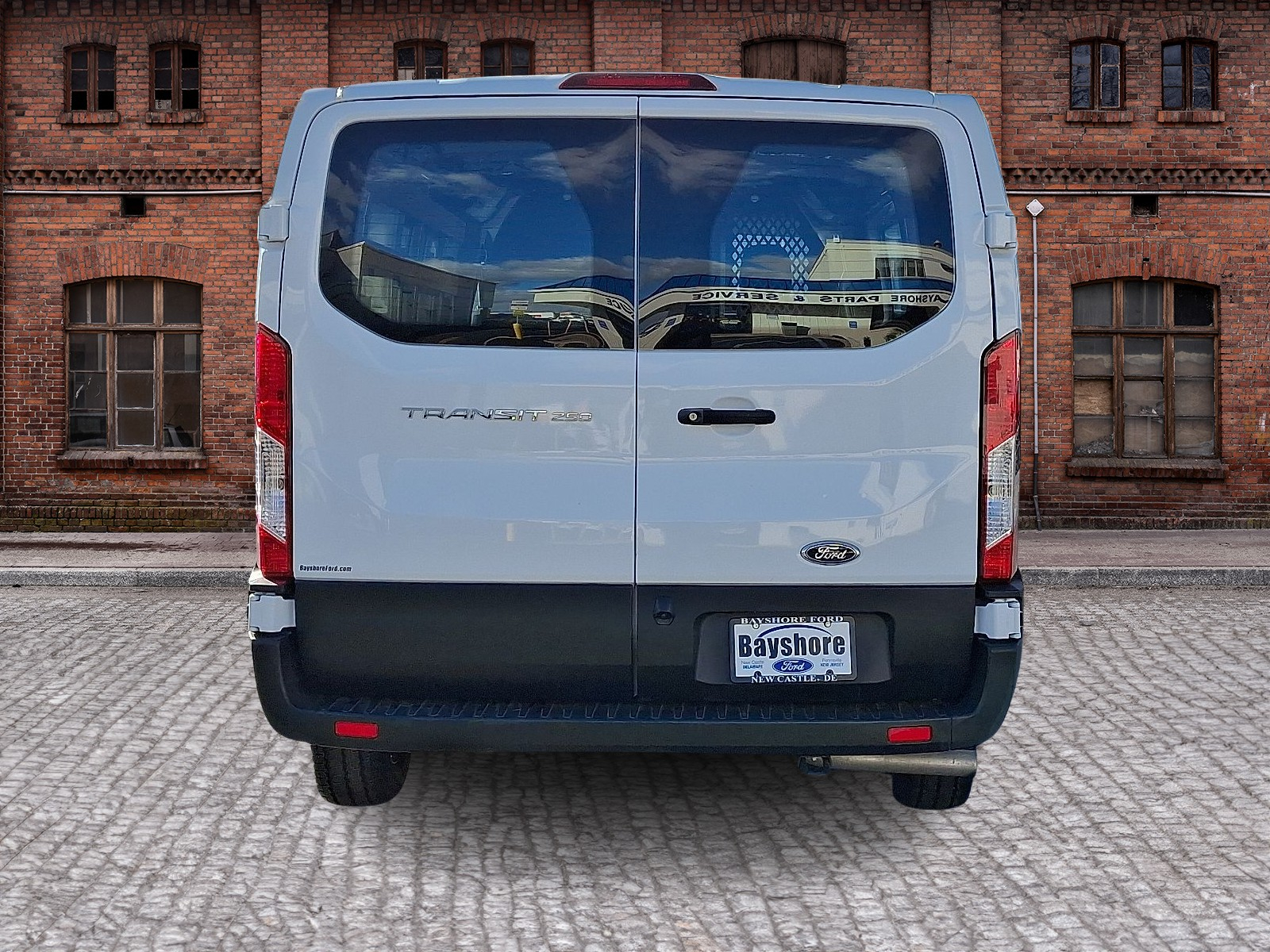 Used 2024 Ford Transit 250 - photo 1