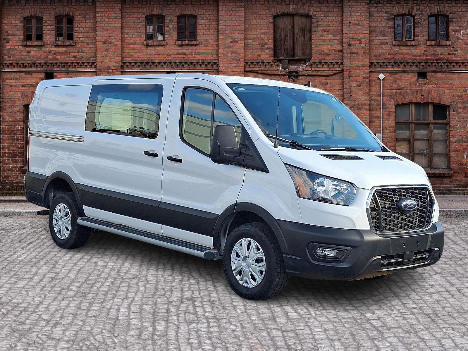 Used 2024 Ford Transit 250 Low Roof Empty Cargo Van - photo 29