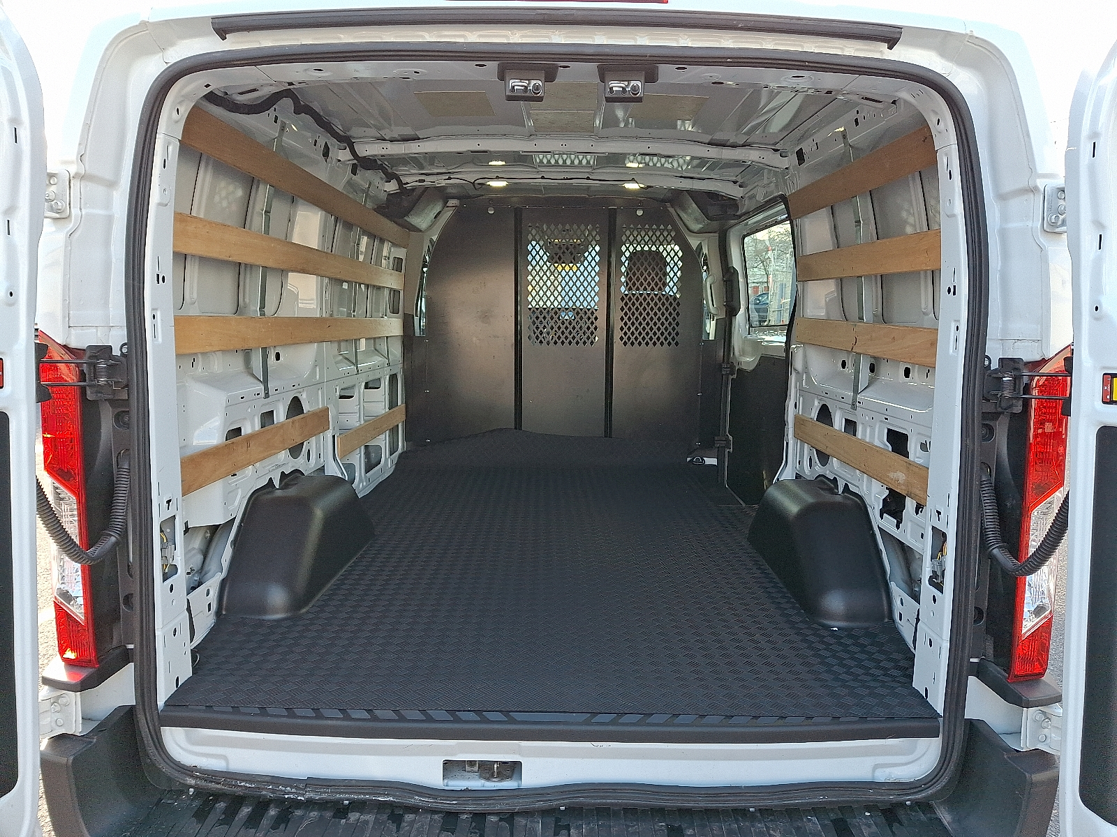 Used 2024 Ford Transit 250 Low Roof Empty Cargo Van - photo 22