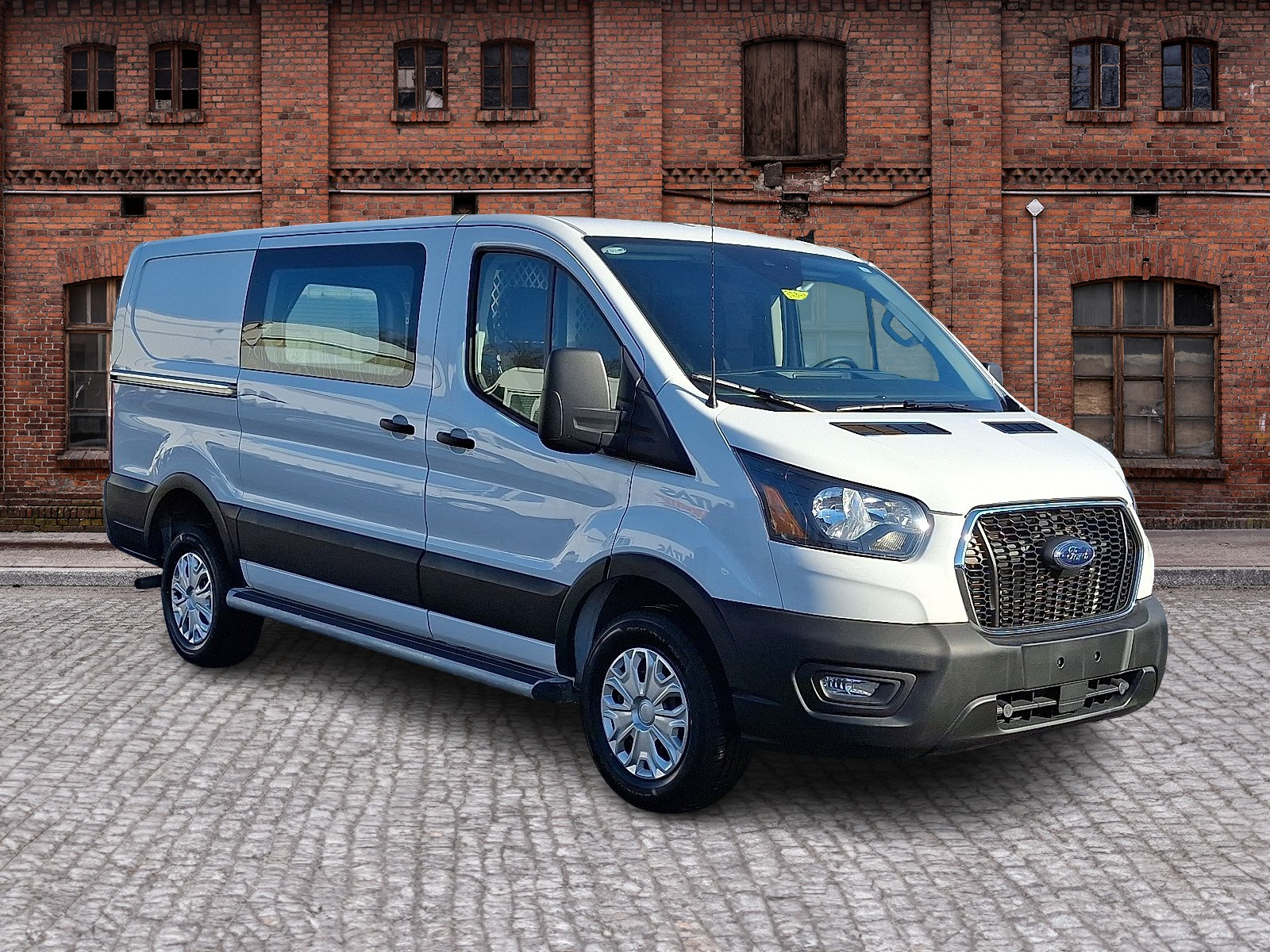 Used 2024 Ford Transit 250 Low Roof Empty Cargo Van - photo 3