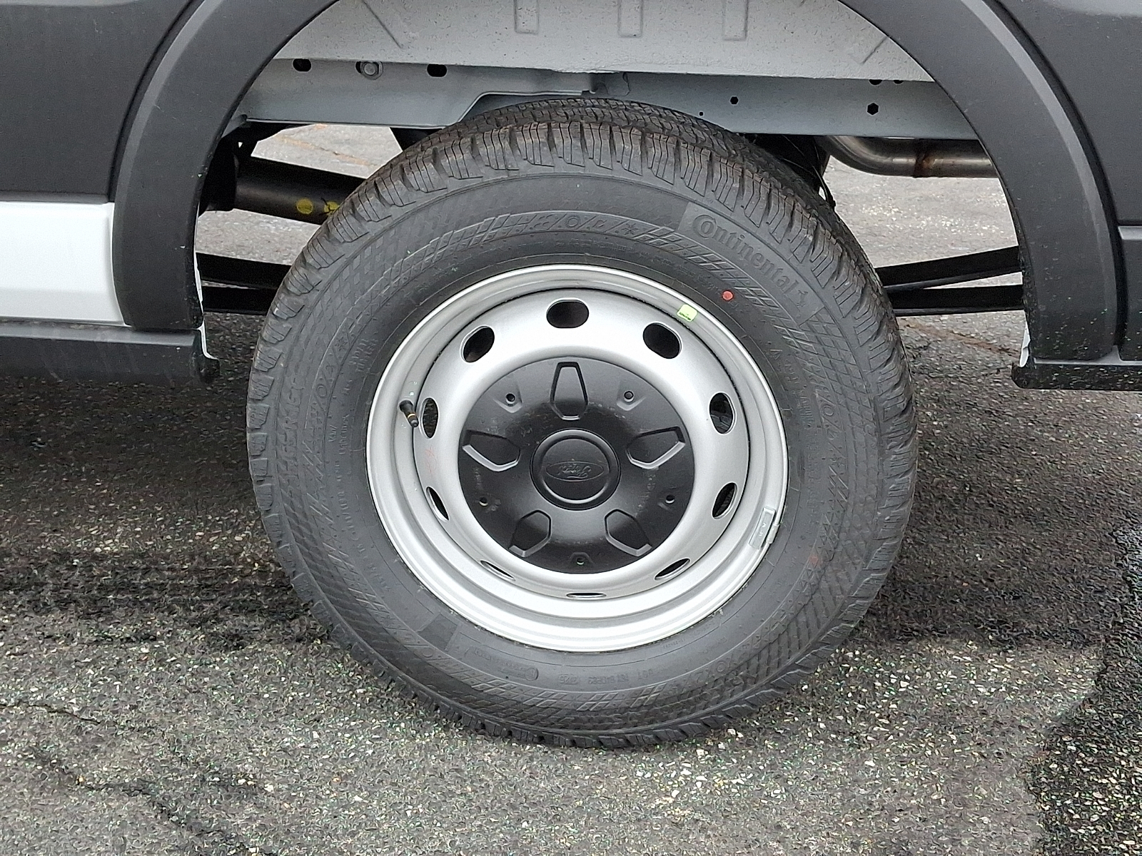 New 2026 Ford Transit 250 Medium Roof Empty Cargo Van - photo 5