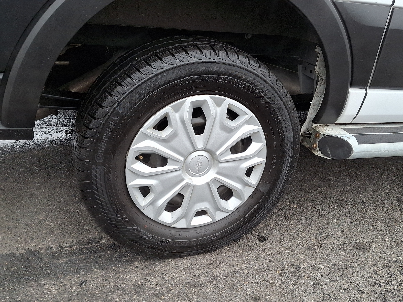 Used 2024 Ford Transit 250 Low Roof Empty Cargo Van - photo 29