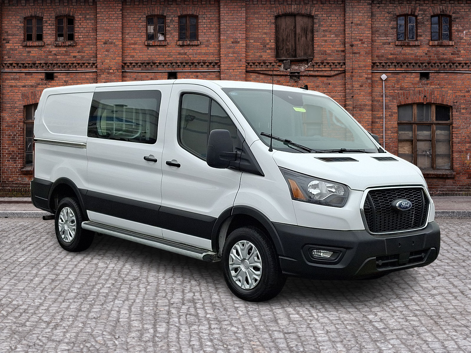 Used 2024 Ford Transit 250 Low Roof Empty Cargo Van - photo 3