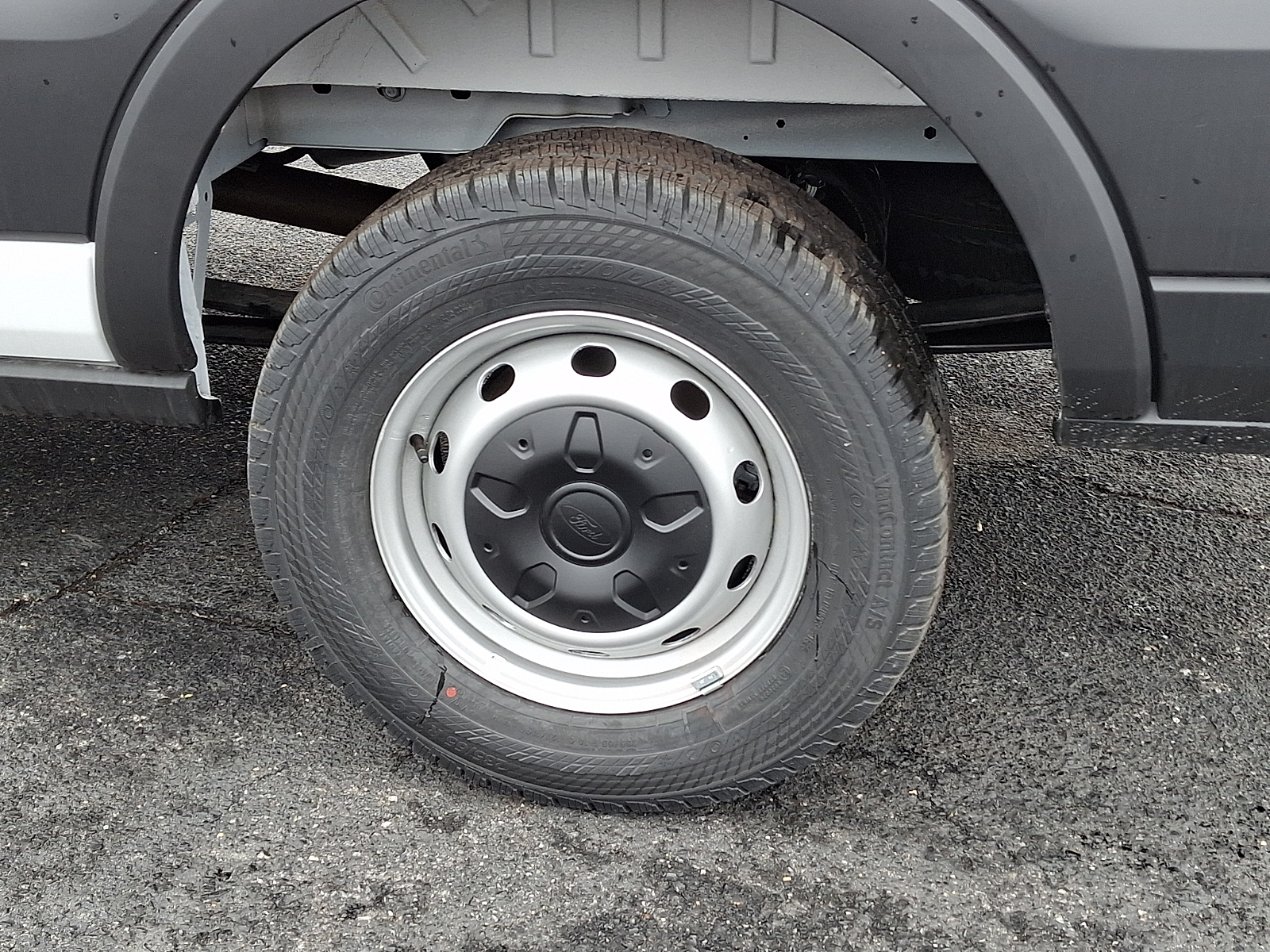New 2025 Ford Transit 250 Medium Roof Empty Cargo Van - photo 5