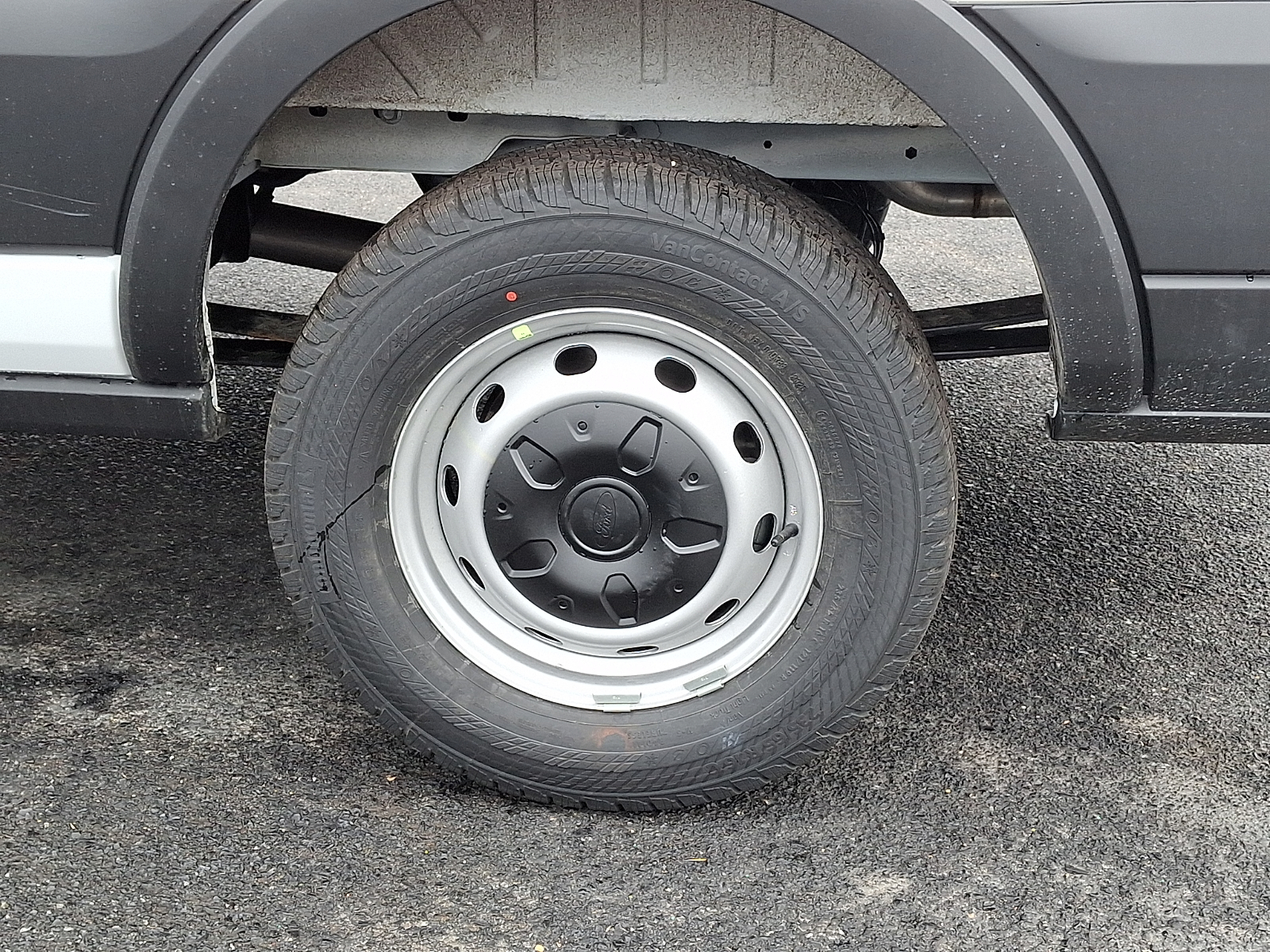New 2026 Ford Transit 250 Medium Roof Empty Cargo Van - photo 5