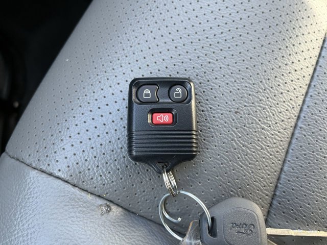 Used 2024 Ford E-350 Cutaway - photo 13