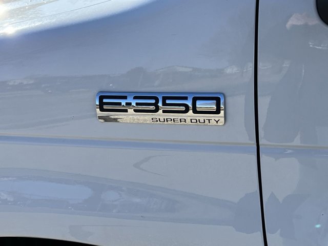 Used 2024 Ford E-350 Cutaway - photo 19