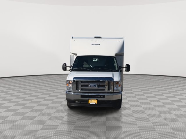 Used 2024 Ford E-350 Cutaway - photo 22
