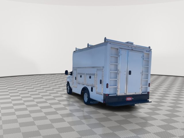Used 2024 Ford E-350 Cutaway - photo 25
