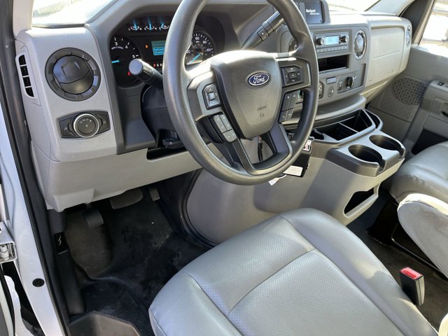 Used 2024 Ford E-350 Cutaway - photo 30