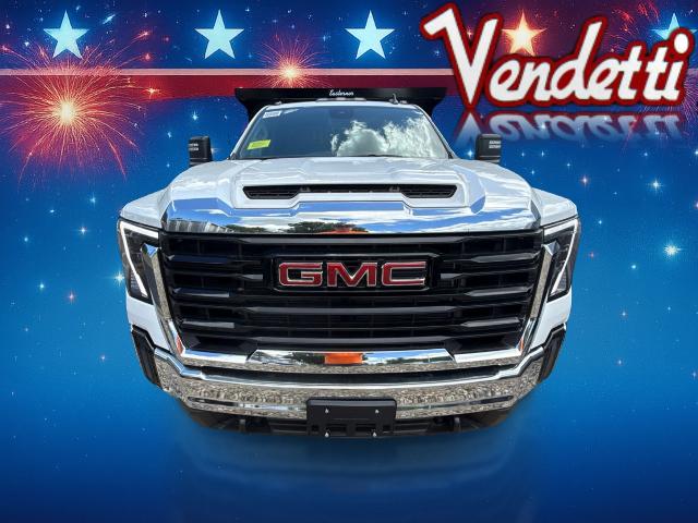 New 2026 GMC Sierra 3500 - photo 2