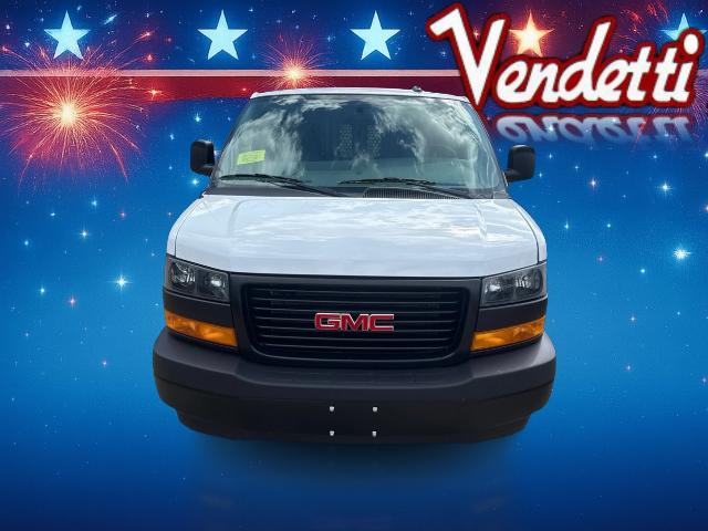 New 2026 GMC Savana 3500 - photo 2