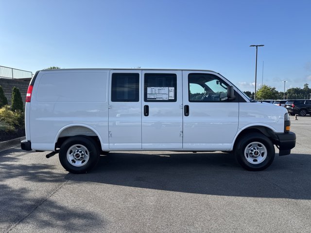 New 2025 GMC Savana 3500 Empty Cargo Van - photo 10