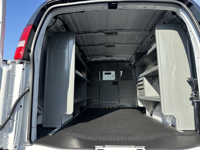 New 2025 GMC Savana 3500 Empty Cargo Van - photo 27