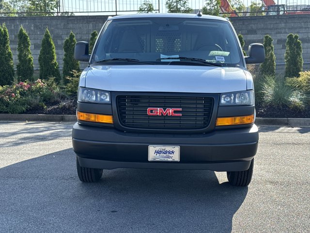 New 2025 GMC Savana 3500 Empty Cargo Van - photo 3