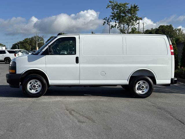 New 2025 GMC Savana 3500 Empty Cargo Van - photo 6