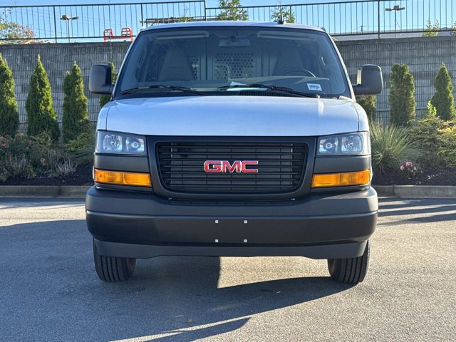 New 2025 GMC Savana 3500 - photo 2