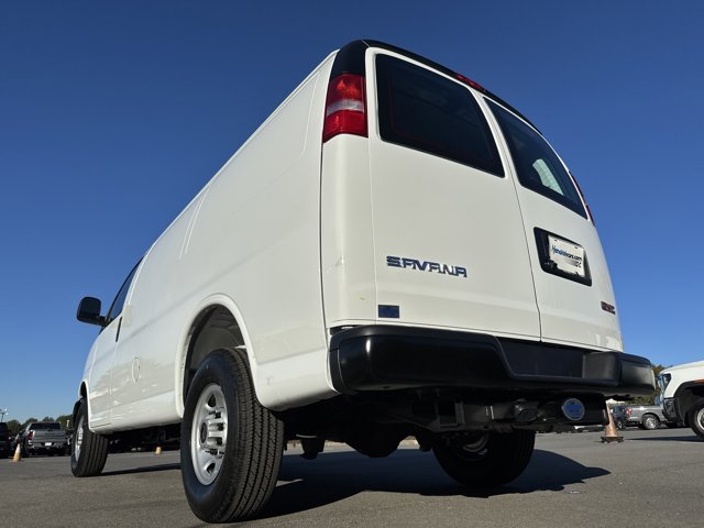 New 2025 GMC Savana 3500 Empty Cargo Van - photo 6