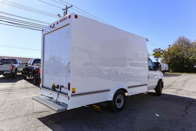 New 2026 Ford E-350 Cutaway - photo 11