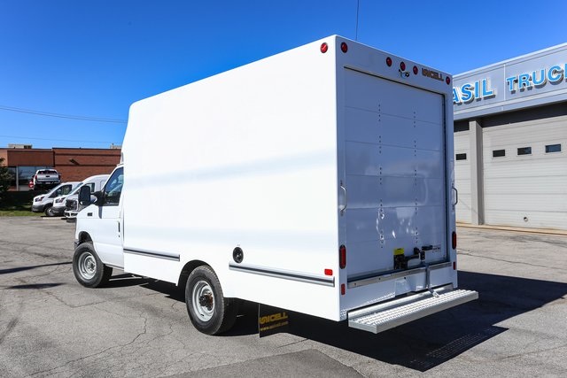 New 2026 Ford E-350 Cutaway - photo 8