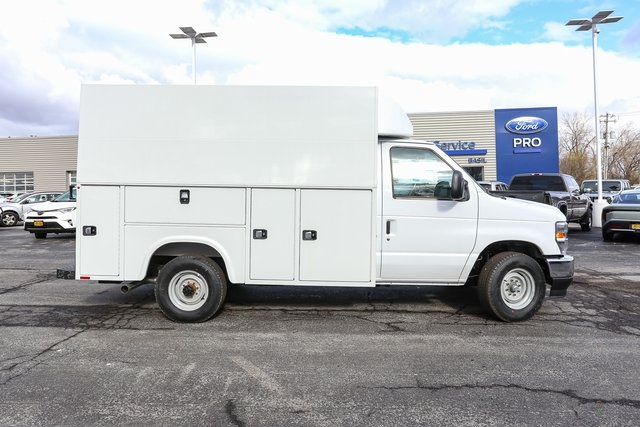 New 2026 Ford E-350 Cutaway - photo 12