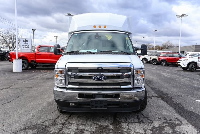 New 2026 Ford E-350 Cutaway - photo 4