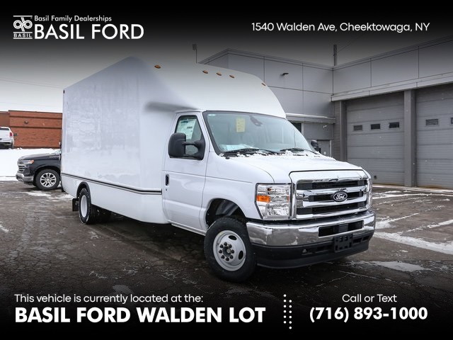 New 1996 Ford E-450 - photo 1