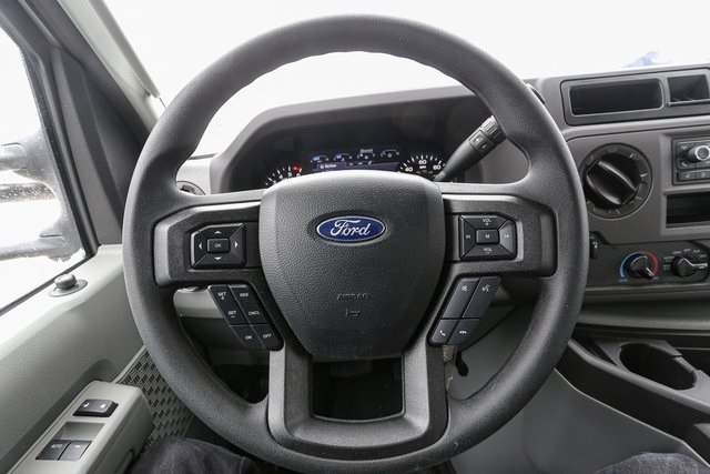 New 1996 Ford E-450 Cutaway - photo 20