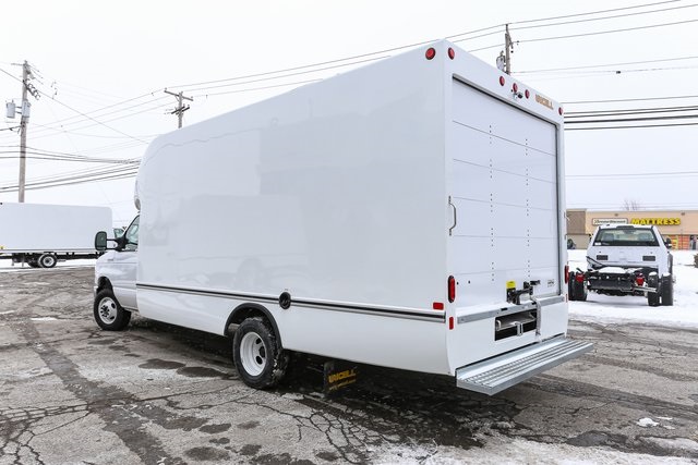 New 1996 Ford E-450 Cutaway - photo 8