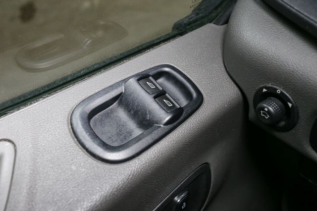 Used 2024 Ford Transit 250 Medium Roof Empty Cargo Van - photo 31