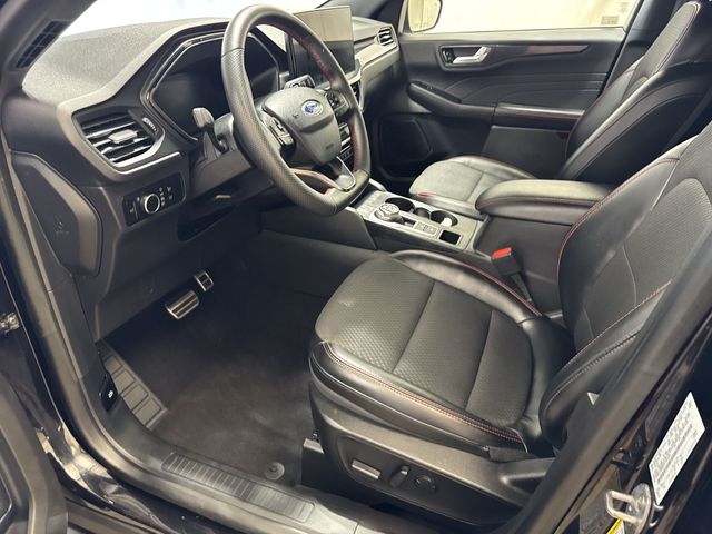 Used 2023 Ford Escape ST-Line - photo 11