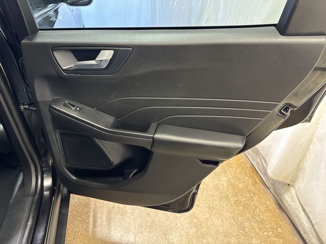 Used 2023 Ford Escape ST-Line - photo 25