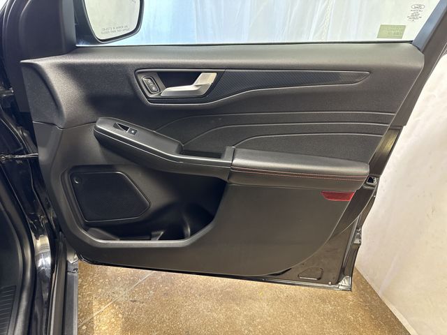 Used 2023 Ford Escape ST-Line - photo 26