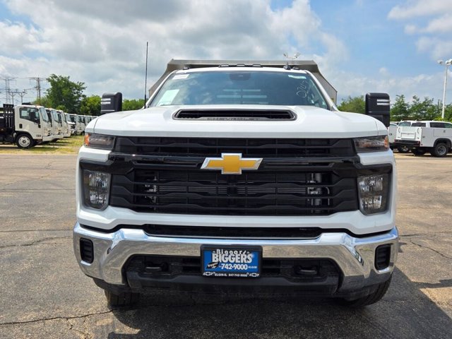 New 2025 Chevrolet Silverado 3500 - photo 2