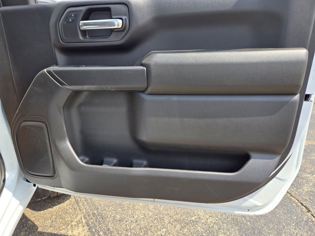 New 2025 Chevrolet Silverado 3500 Regular Cab Cab Chassis - photo 7