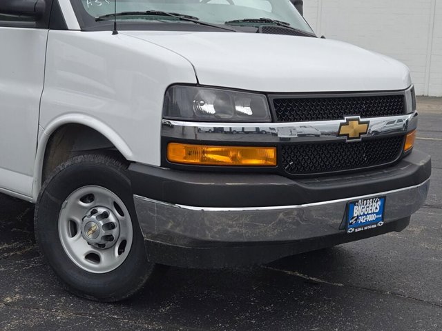 New 2025 Chevrolet Express 2500 - photo 2