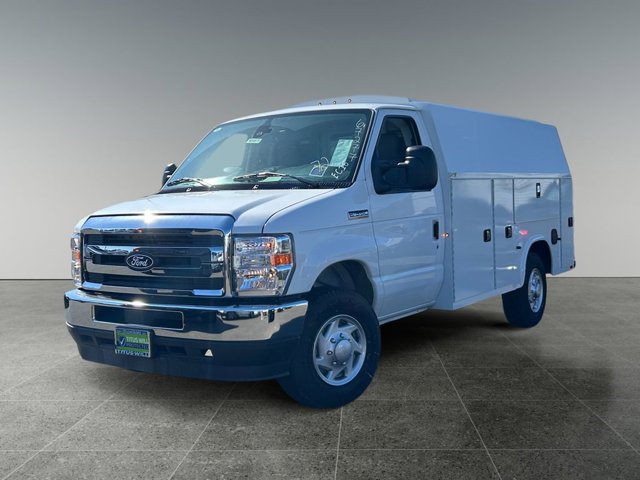New 2026 Ford E-350 Cutaway - photo 4