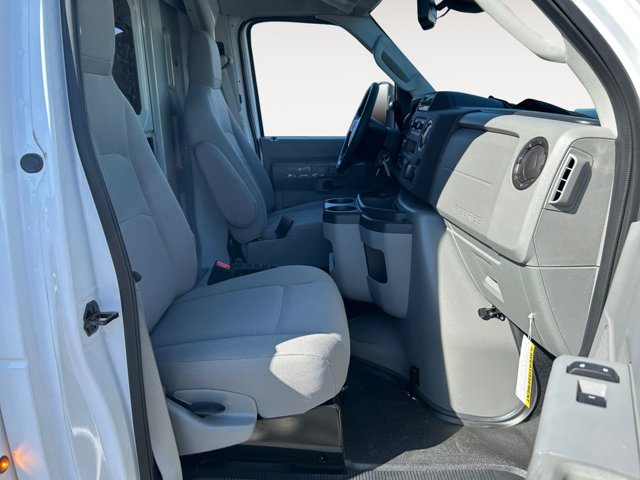 New 2026 Ford E-350 Cutaway - photo 8