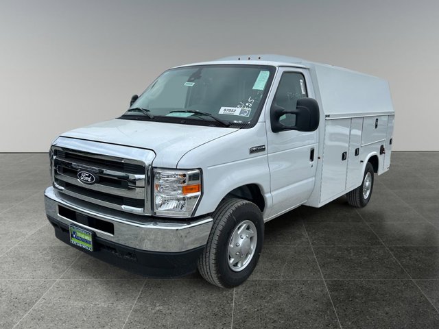 New 2026 Ford E-350 - photo 2