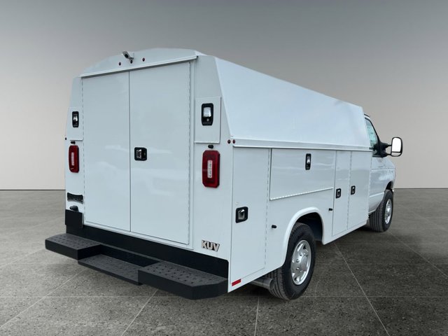 New 2026 Ford E-350 Cutaway - photo 5