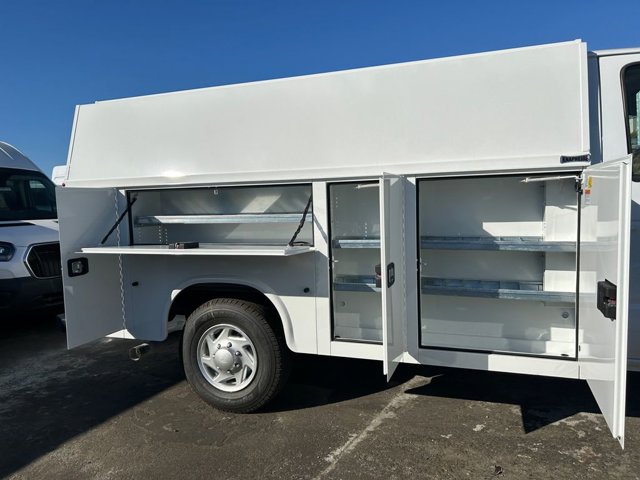 New 2026 Ford E-350 Cutaway - photo 10