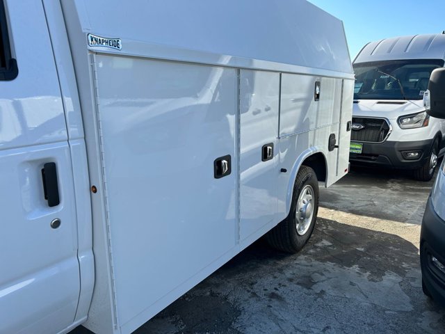 New 2026 Ford E-350 Cutaway - photo 11
