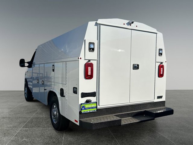 New 2026 Ford E-350 Cutaway - photo 3