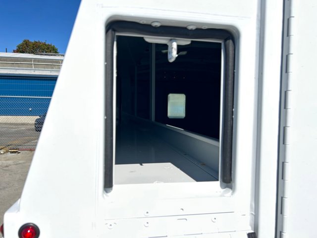New 2026 Ford E-350 Cutaway - photo 20