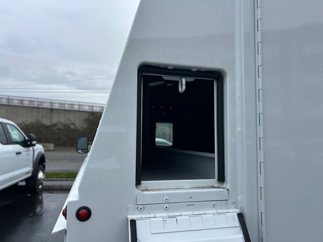 New 2026 Ford E-350 Cutaway - photo 14