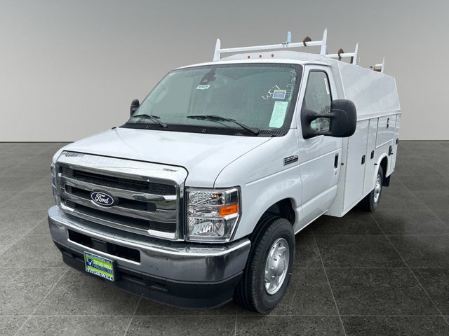 New 2026 Ford E-350 Cutaway - photo 5