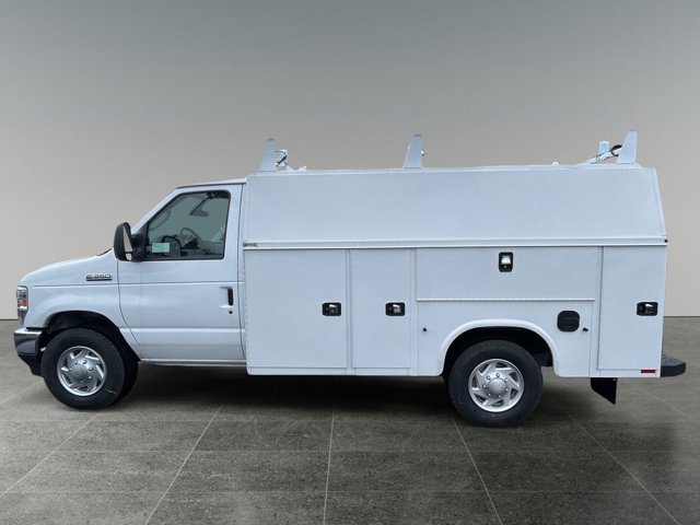 New 2026 Ford E-350 Cutaway - photo 6